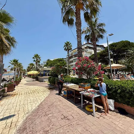 Apartament Roof Breeze Golem (Tirana)